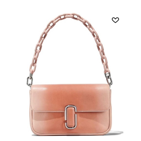 AUTHENTIC Marc Jacobs
The Leather
Shoulder Bag - Picture 6 of 13